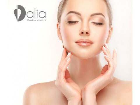 Jauninanti-stangrinanti veido procedūra su pasirinktu veikliuoju kompleksu, veido masažu bei kauke